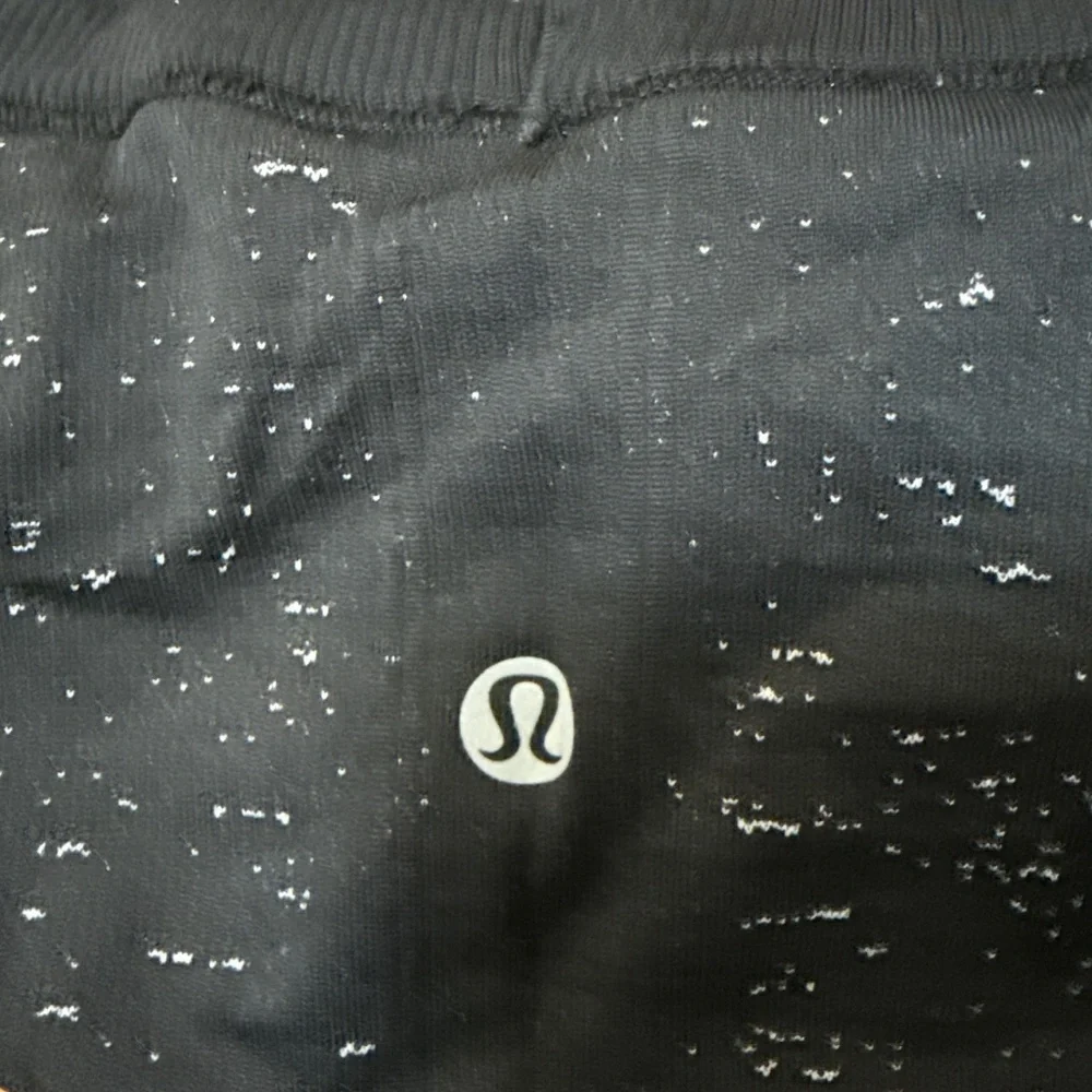 Lululemon long sleeve top - Picture 5 of 5